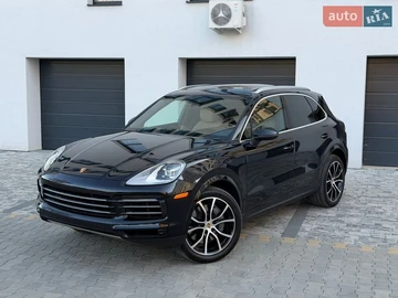 Авто Porsche Cayenne 2021 № 8894359