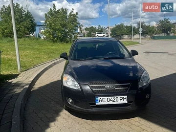 Авто KIA Ceed 2008 № 8894409