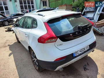 Авто Volvo V40 Cross Country 2019 № 8894835