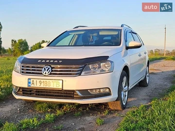 Авто Volkswagen Passat 2013 № 8895012