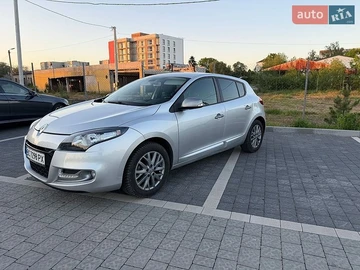 Авто Renault Megane 2013 № 8895013