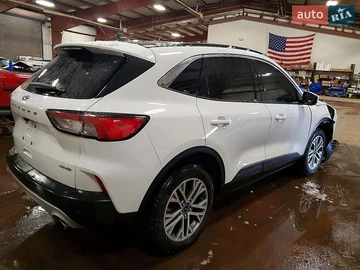 Авто Ford Escape 2022 № 8895033