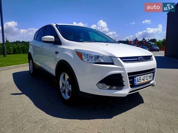 Авто Ford Escape 2014 № 8895052