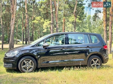 Авто Volkswagen Touran 2016 № 8895139