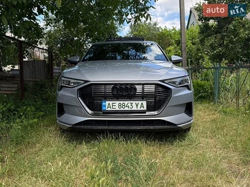 Авто Audi E-Tron 2019 № 8895282
