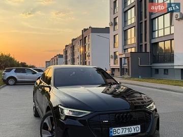 Авто Audi E-Tron Sportback 2020 № 8895283