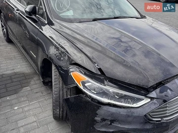 Авто Ford Fusion 2018 № 8895498