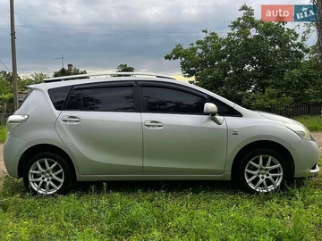 Авто Toyota Verso 2011 № 8895673