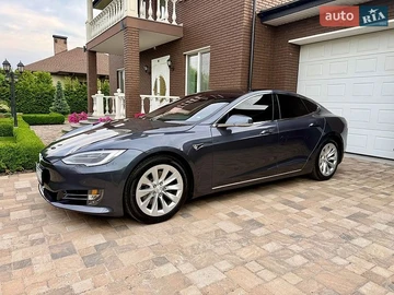 Авто Tesla Model S 2018 № 8895790