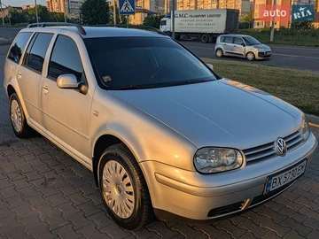 Авто Volkswagen Golf 2003 № 8896043