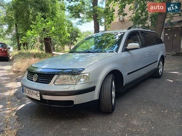 Авто Volkswagen Passat 2000 № 8896113