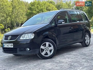Авто Volkswagen Touran 2005 № 8896124