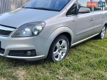 Авто Opel Zafira 2005 № 8896145