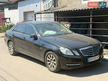 Авто Mercedes E-Class 2011 № 8896158