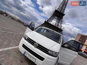 Авто Volkswagen Transporter 2012 № 8896283
