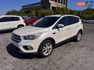 Авто Ford Escape 2017 № 8896357