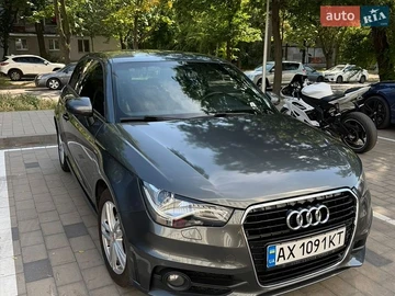Авто Audi A1 2011 № 8896359