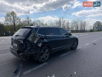 Авто Volkswagen Tiguan 2018 № 8896398