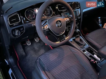 Авто Volkswagen Golf 2016 № 8896463