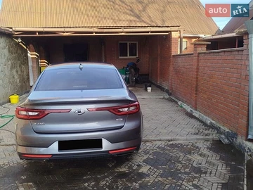 Авто Renault Samsung Sm6 2018 № 8896575