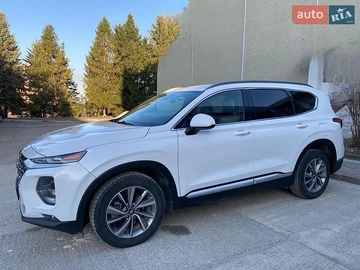 Авто Hyundai Santa Fe 2019 № 8896609