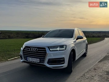 Авто Audi Q7 2016 № 8896611