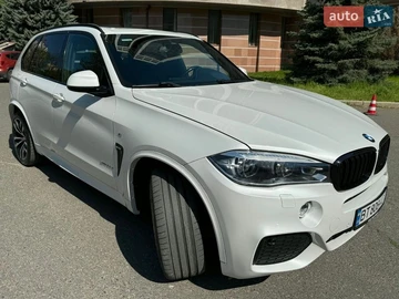 Авто BMW X5 2016 № 8896912