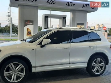 Авто Volkswagen Touareg 2012 № 8896963