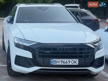 Авто Audi Q8 2018 № 8897046