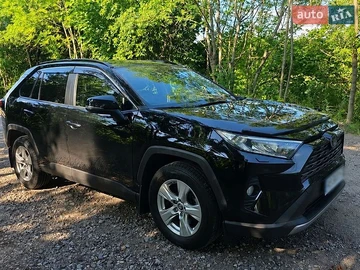 Авто Toyota Rav4 2021 № 8897137