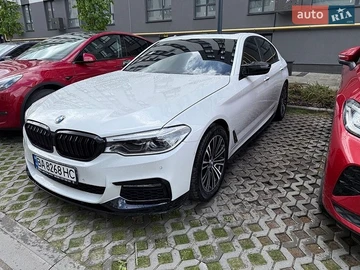 Авто BMW 5 Series 2017 № 8897335