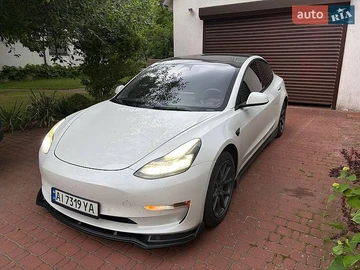 Авто Tesla Model 3 2021 № 8897493