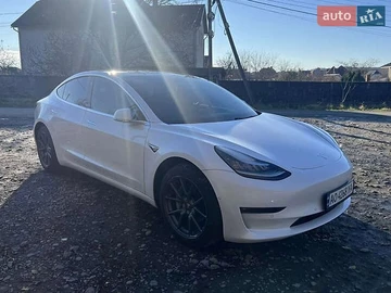 Авто Tesla Model 3 2019 № 8897773