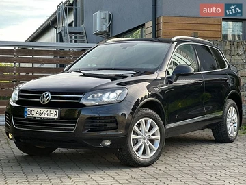 Авто Volkswagen Touareg 2014 № 8897789