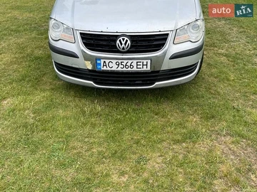 Авто Volkswagen Touran 2007 № 8898060