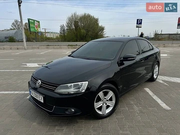 Авто Volkswagen Jetta 2013 № 8898082