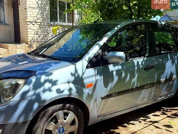 Авто Ford Fiesta 2006 № 8898452