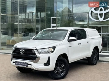 Авто Toyota Hilux 2023 № 8898916