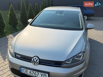 Авто Volkswagen E-Golf 2014 № 8899114