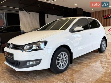 Авто Volkswagen Polo 2013 № 8899122