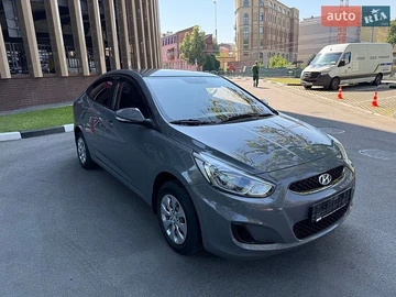 Авто Hyundai Accent 2019 № 8899192