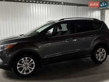 Авто Ford Escape 2018 № 8899276