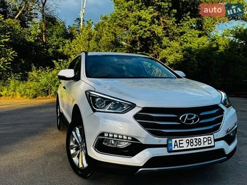 Авто Hyundai Santa Fe 2016 № 8899291