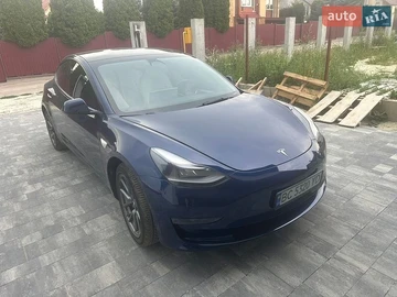Авто Tesla Model 3 2023 № 8899380