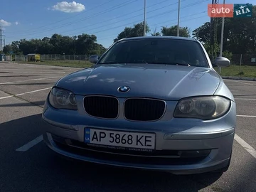 Авто BMW 1 Series 2008 № 8899677