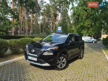 Авто Nissan Rogue 2021 № 8900004