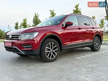 Авто Volkswagen Tiguan 2020 № 8900090