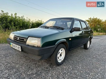Авто ВАЗ 21099 2003 № 8900259