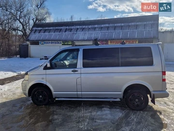 Авто Volkswagen Transporter 2004 № 8900448