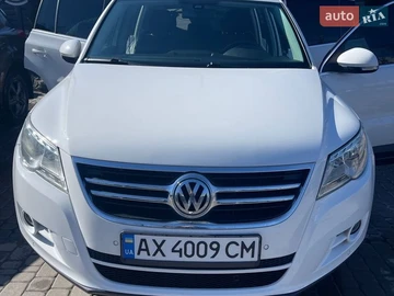 Авто Volkswagen Tiguan 2011 № 8900449